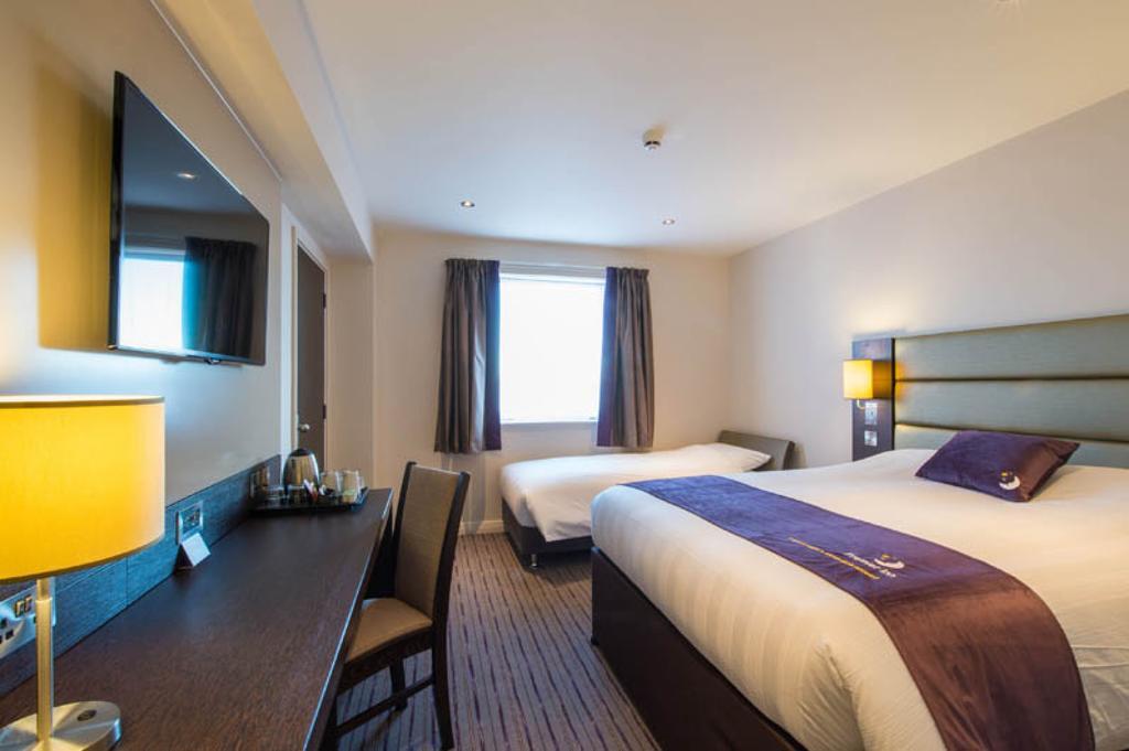 Premier Inn Aberdeen City Centre الغرفة الصورة
